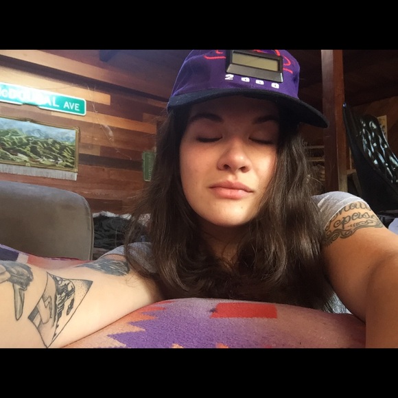 Millennium countdown hat - Picture 4 of 8